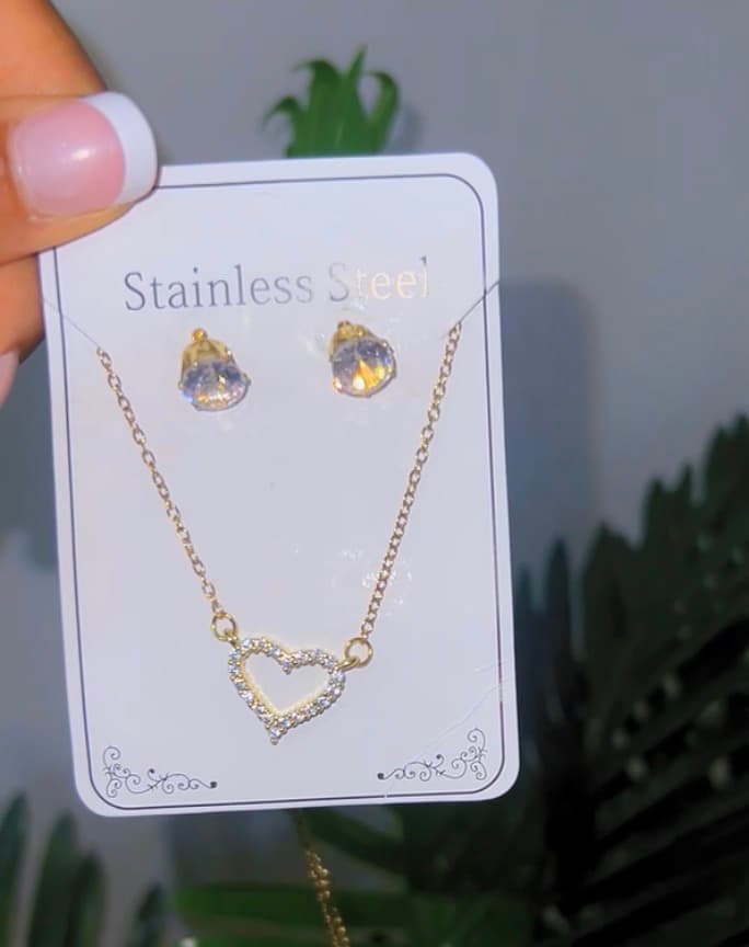 Necklace with earrings