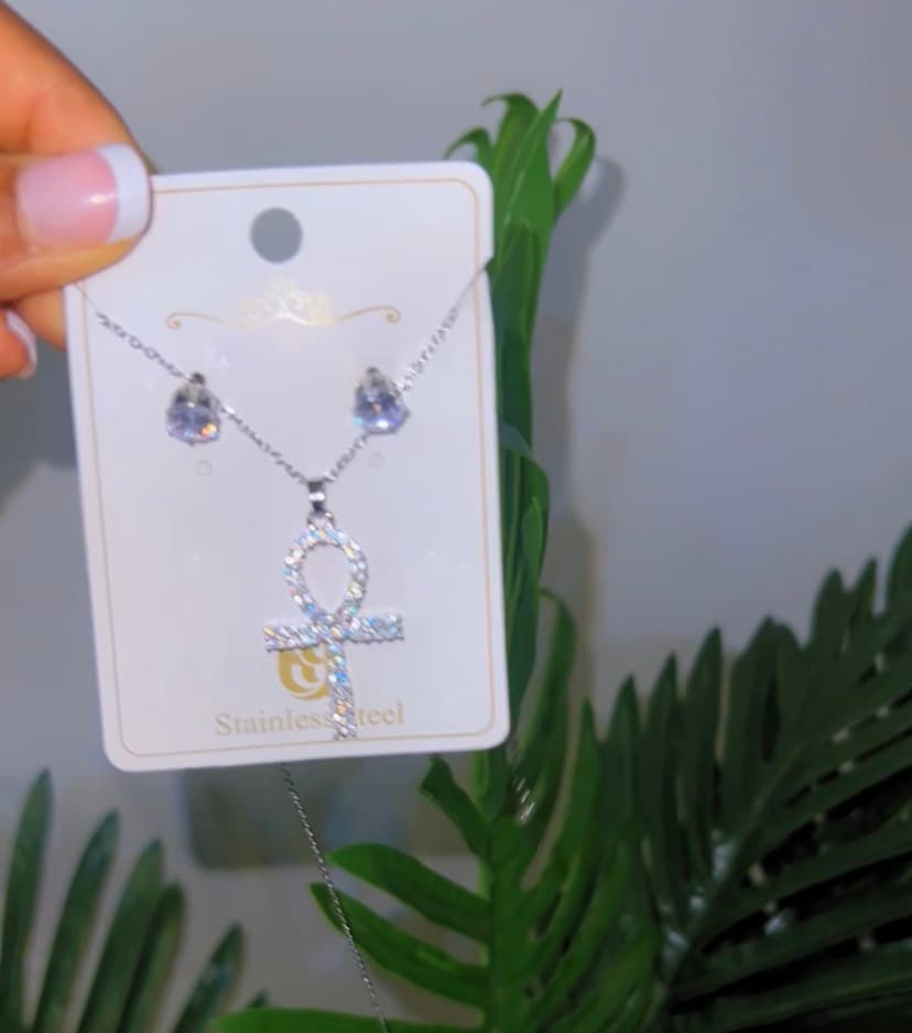 Necklace with earrings