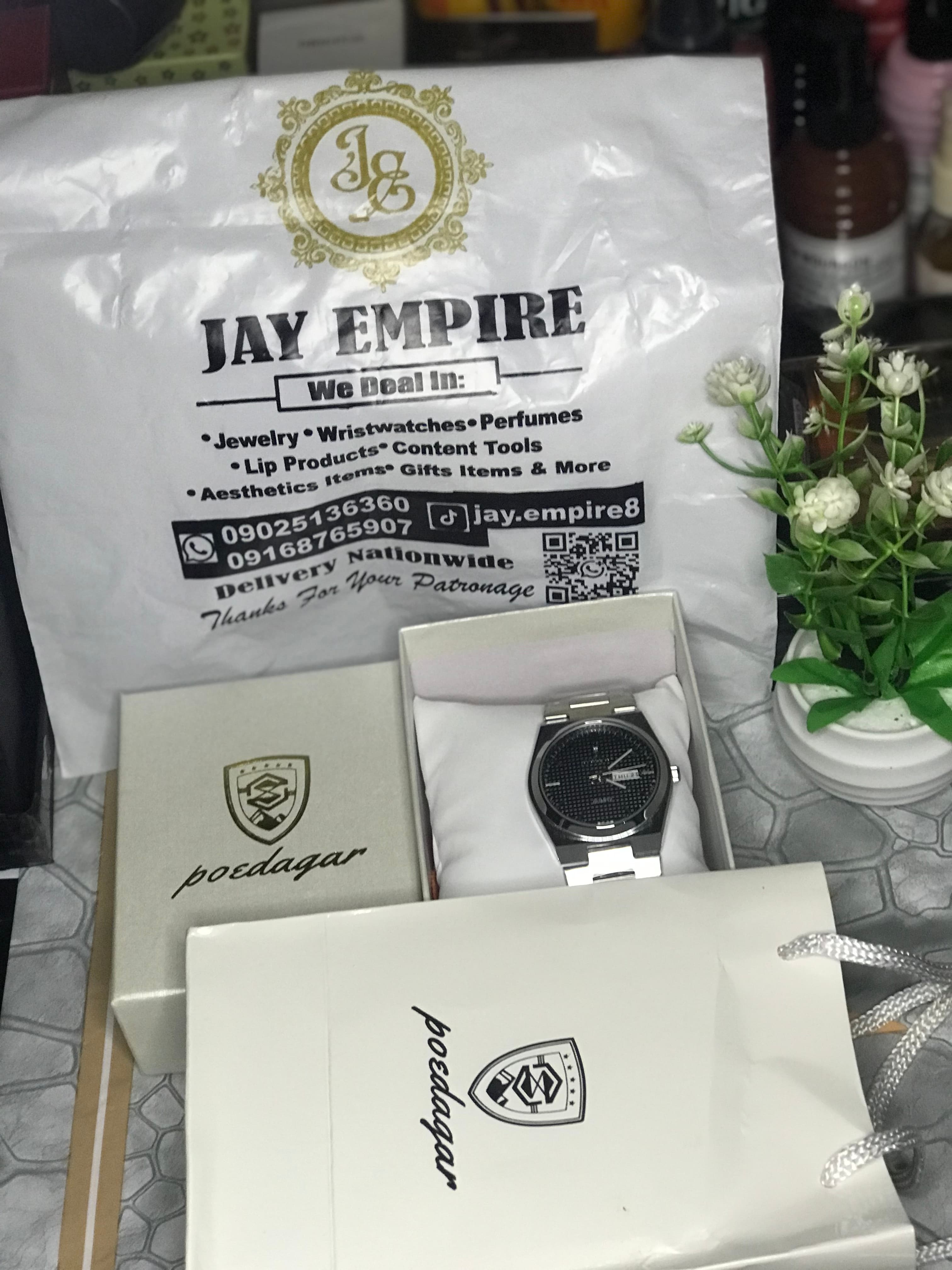 Poedagar watch(Black face)