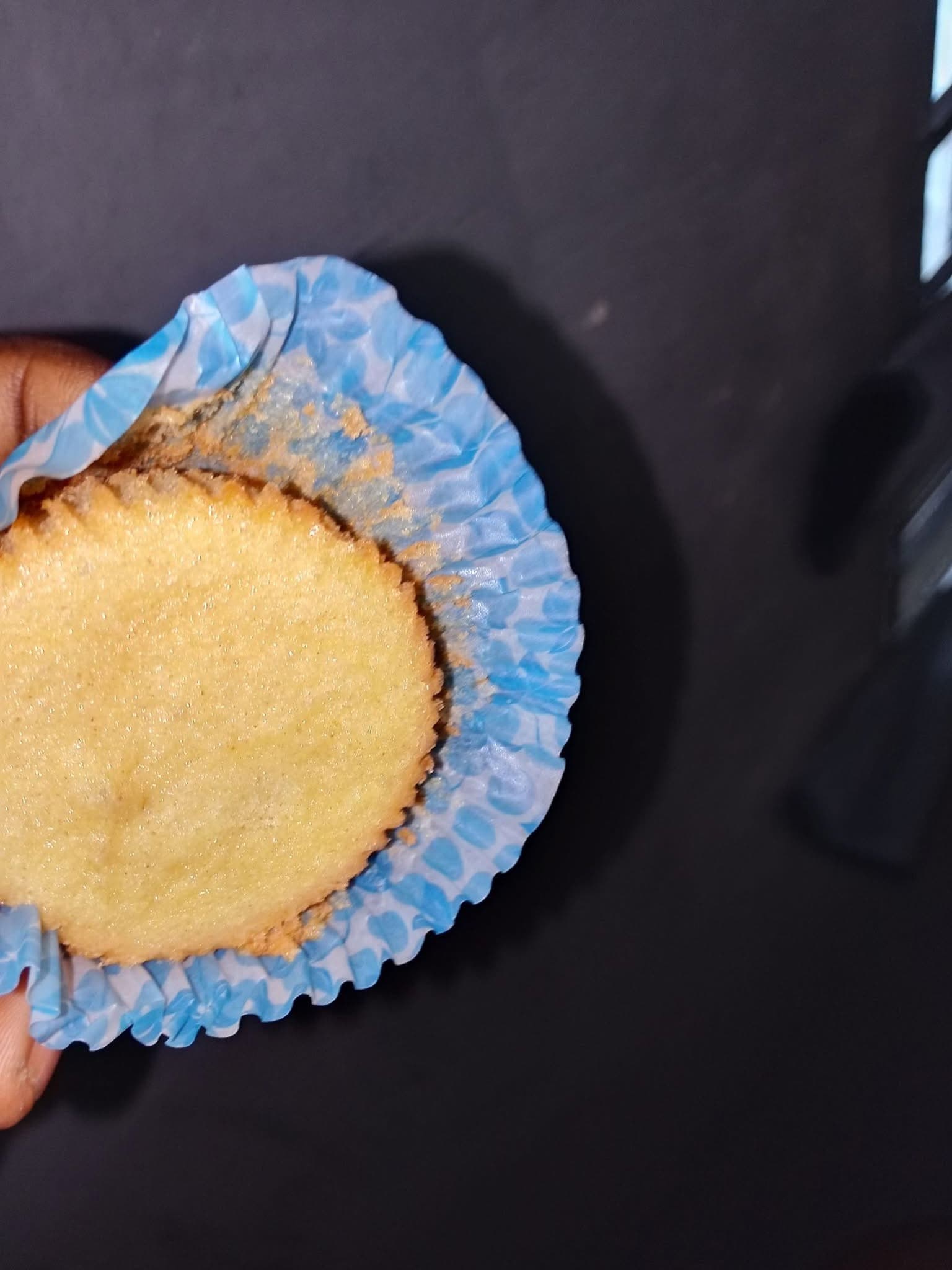 Vanilla cupcake image 1